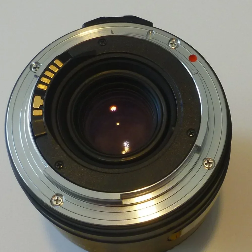 SIGMA AF Macro Lens for Canon AF Mount